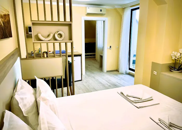 Private Stamopolu Lux Апартхотел